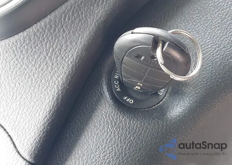 2019 Jeep Cherokee Latitude Fwd из США, поврежденный, VIN 1C4PJLCB1KD222987